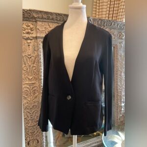 Rachel Roy L black knit fall one button blazer with  pockets.